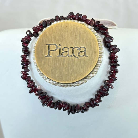 Red Garnet Chip Stone Stretchy Bracelet it Excellent Condition - Picture 6 of 13